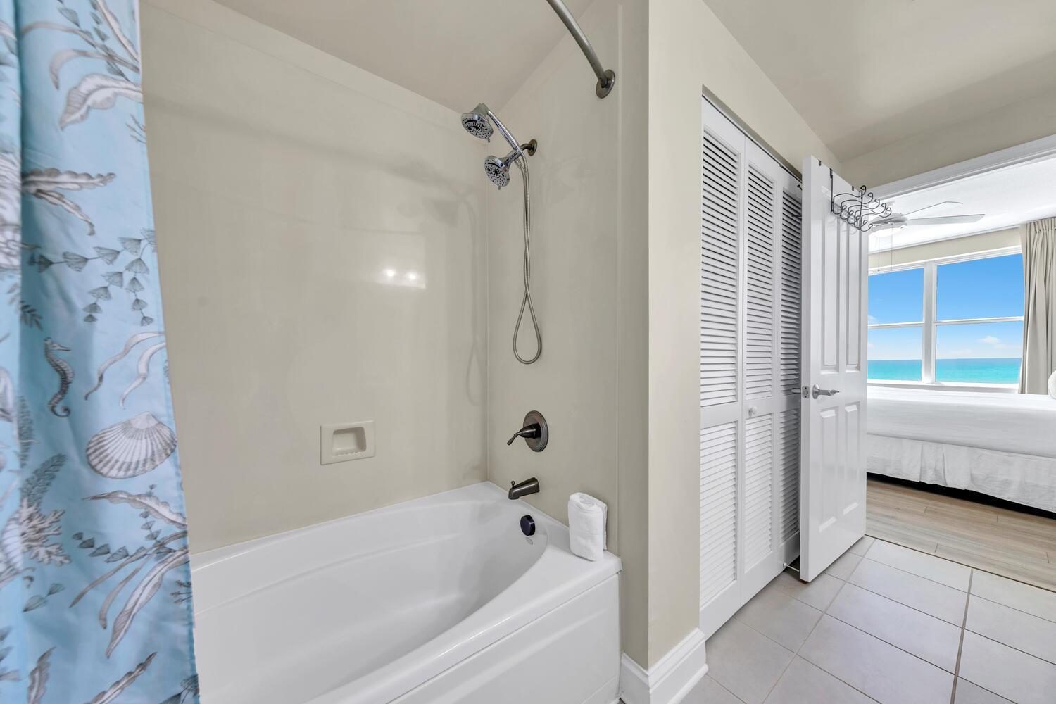 Aqua 1207 By Emerald Coast Retreats Apartment *